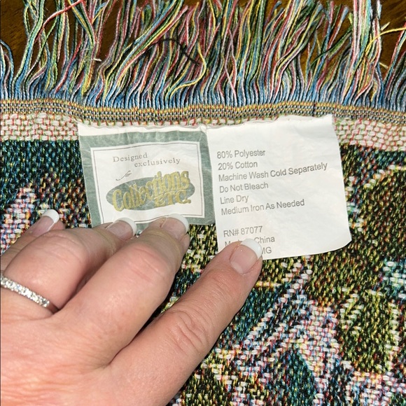 NWOT Forever Collectibles Baby Blanket with Blue and Pink Floral Design - Picture 8 of 8